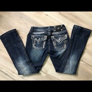 BRAND NEW Miss me size 25 JEANS